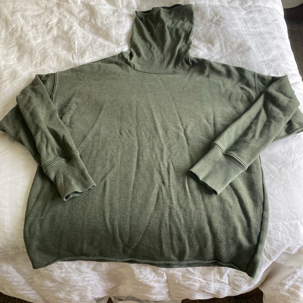 Olive Aerie Turtle Neck Sweatshirt - Size XS